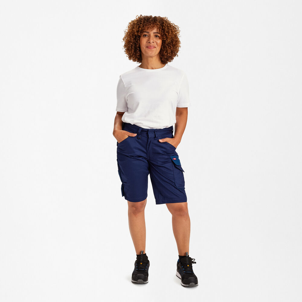 ENGEL Galaxy 6816-255 Damen Arbeitsshorts mit 2-Wege-Stretch in Blue Ink/Dark Petrol – Modellansicht