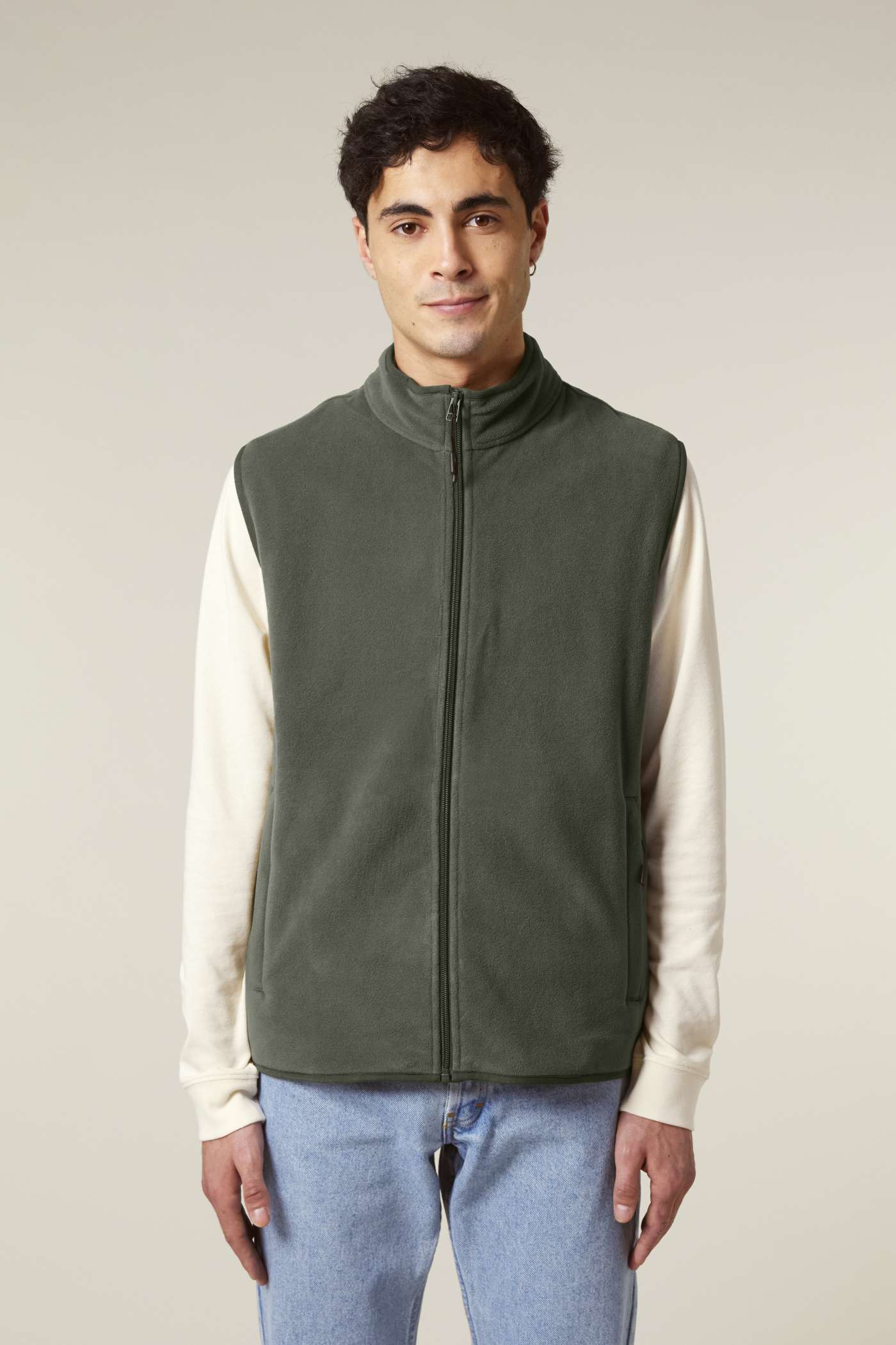 Stanley Stella Stanley Quester Ärmellose Fleecejacke am Modell