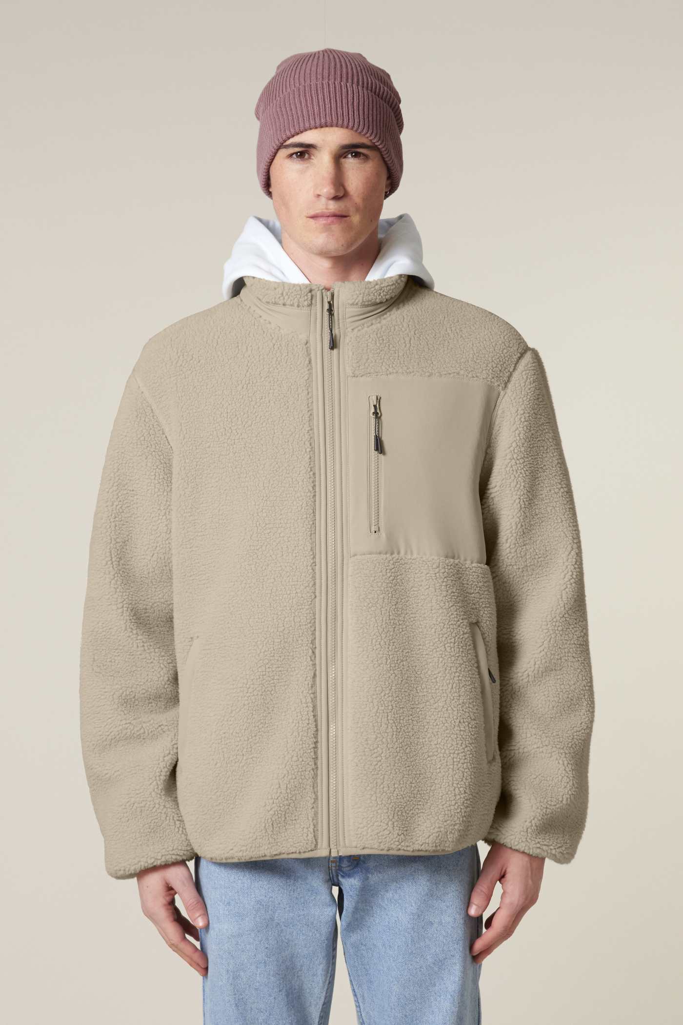 Stanley Stella Brooker am Modell