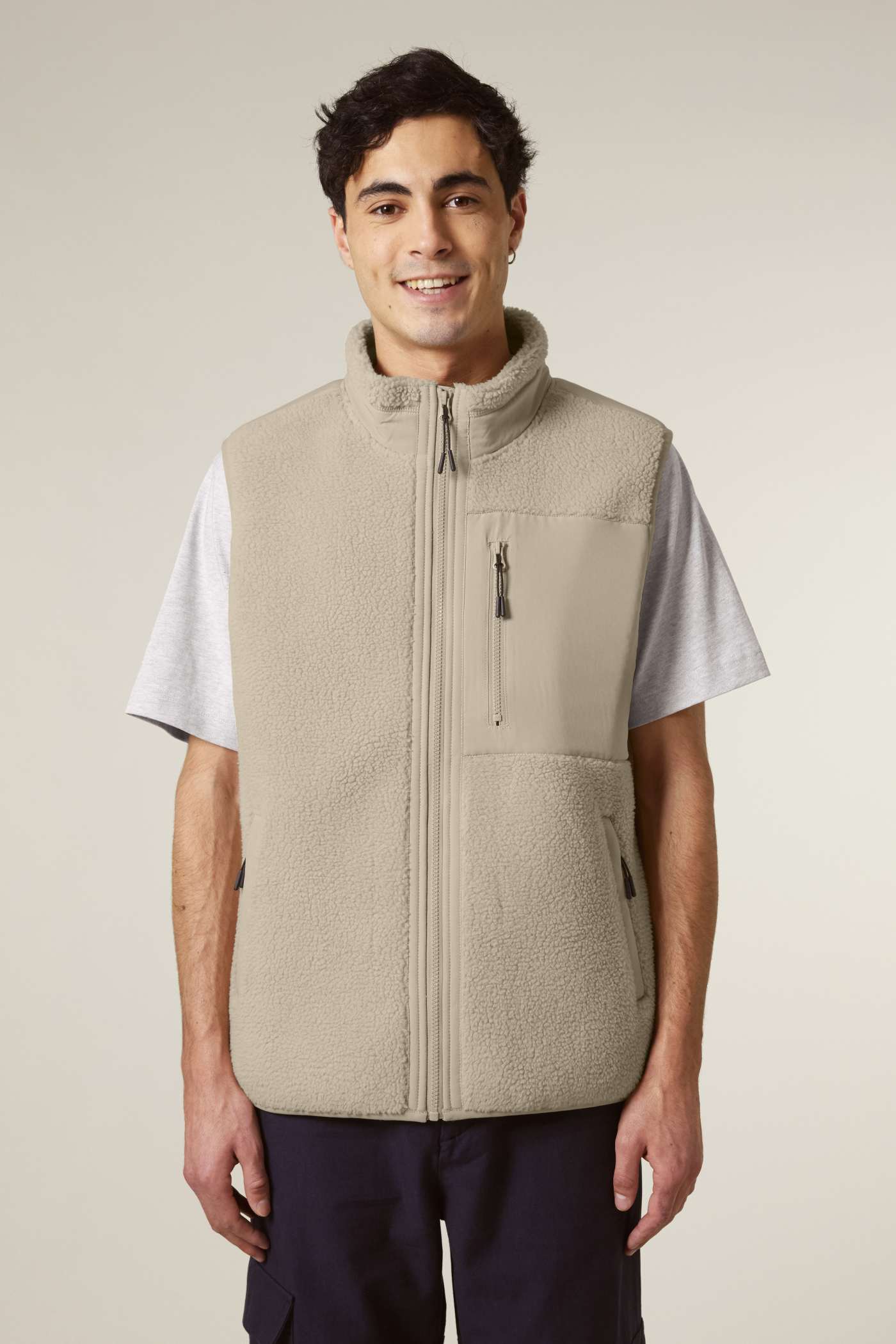 Stanley Stella Liner am Modell