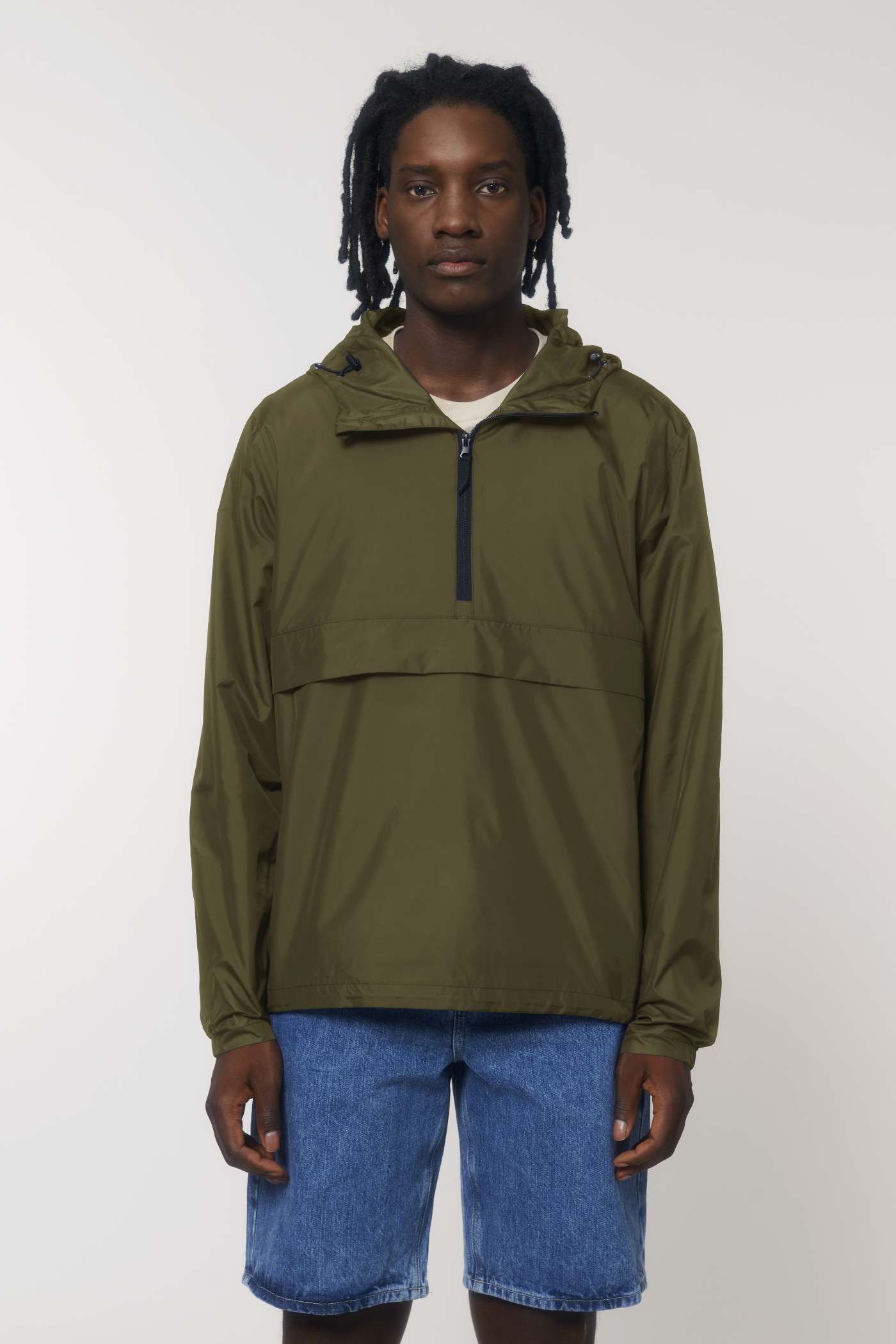 Stanley Stella Speeder Windbreaker am Modell