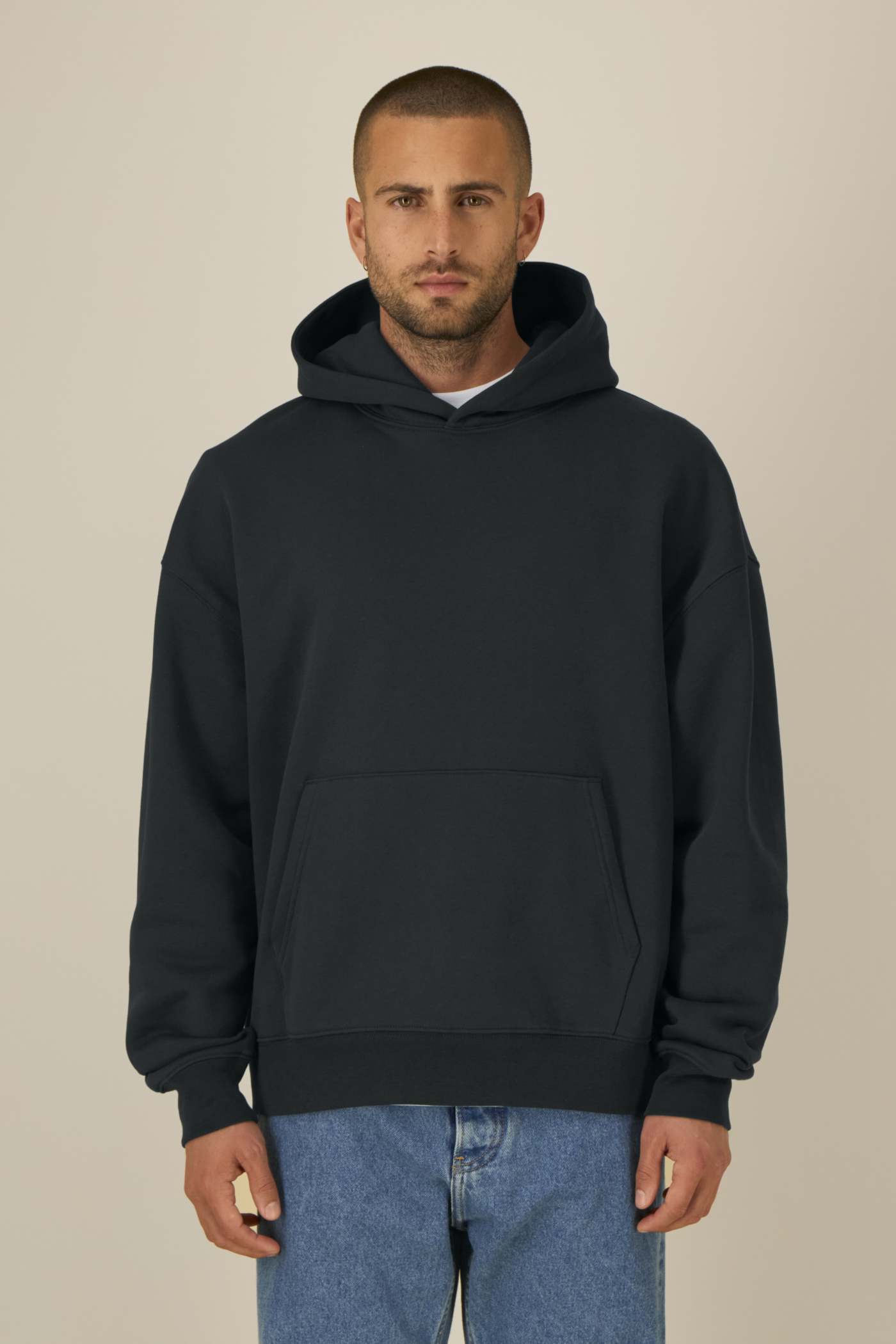 Stanley Stella Chaser Hoodie am Modell
