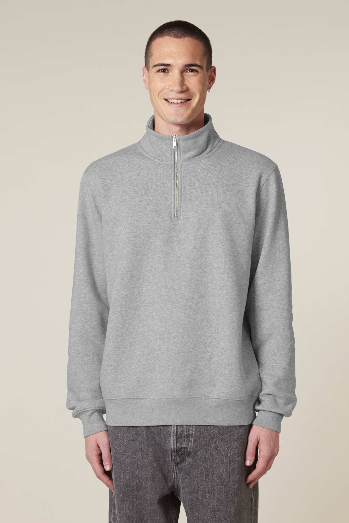 Stanley Stella Trucker 2.0 Sweatshirt am Modell