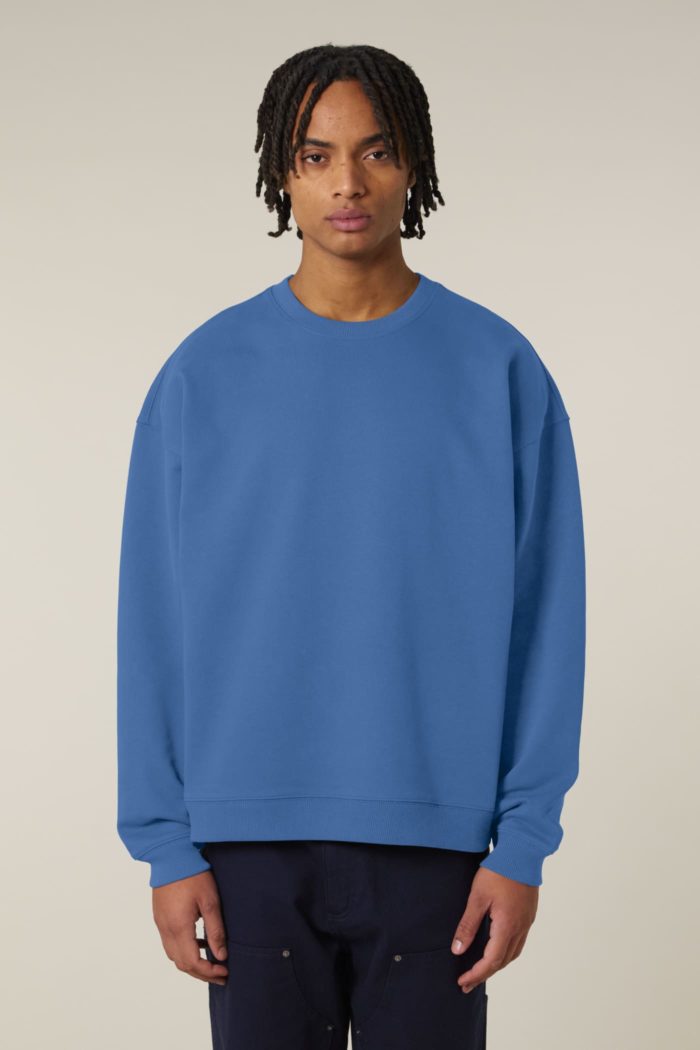 Stanley Stella Radder 2.0 Sweatshirt am Modell