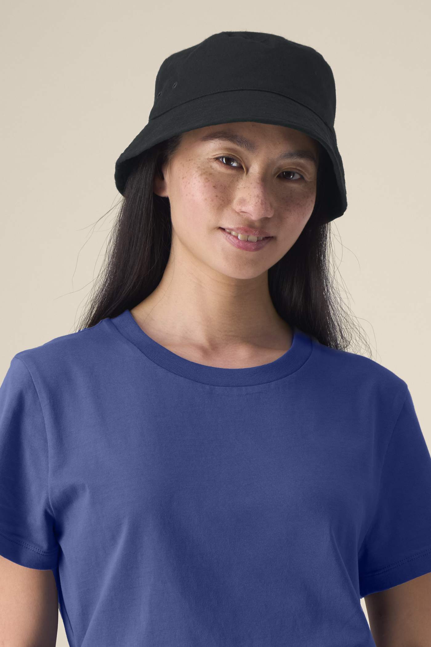 Stanley Stella Bucket Hat am Modell