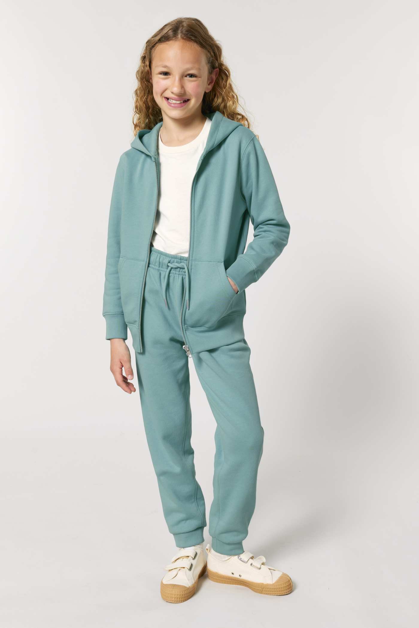 Stanley Stella Mini Mover 2.0 am Modell, Damen