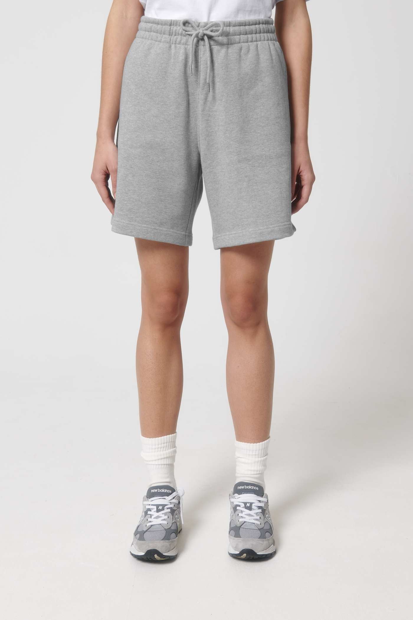 Stanley Stella Boarder Dry Shorts am Modell, Damen