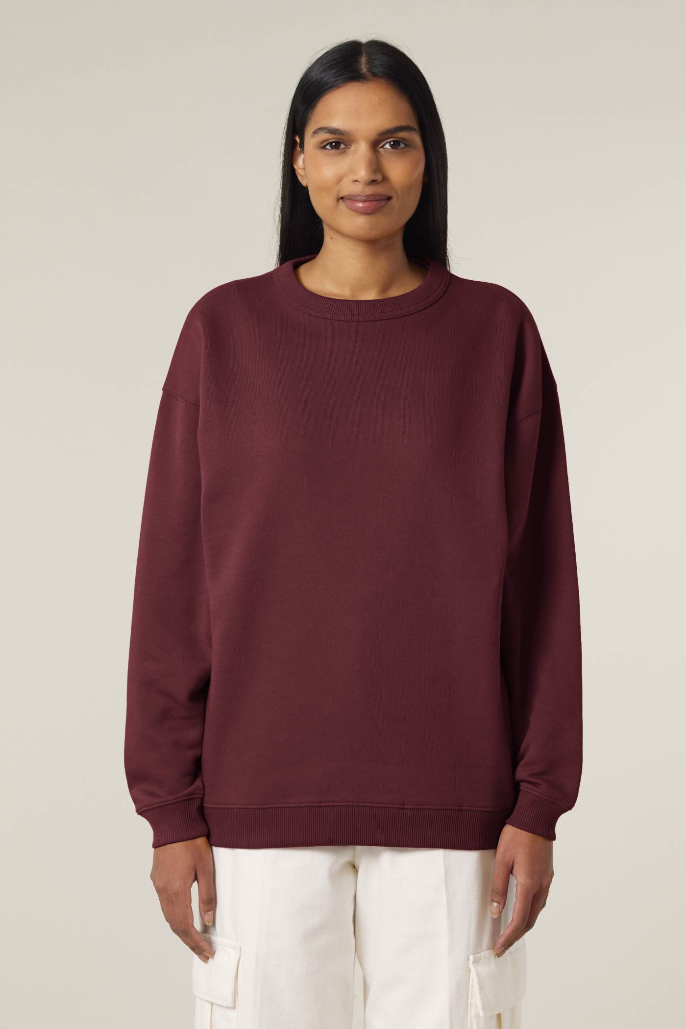 Stanley Stella Stella Paloma Oversized Damen-Sweatshirt am Modell