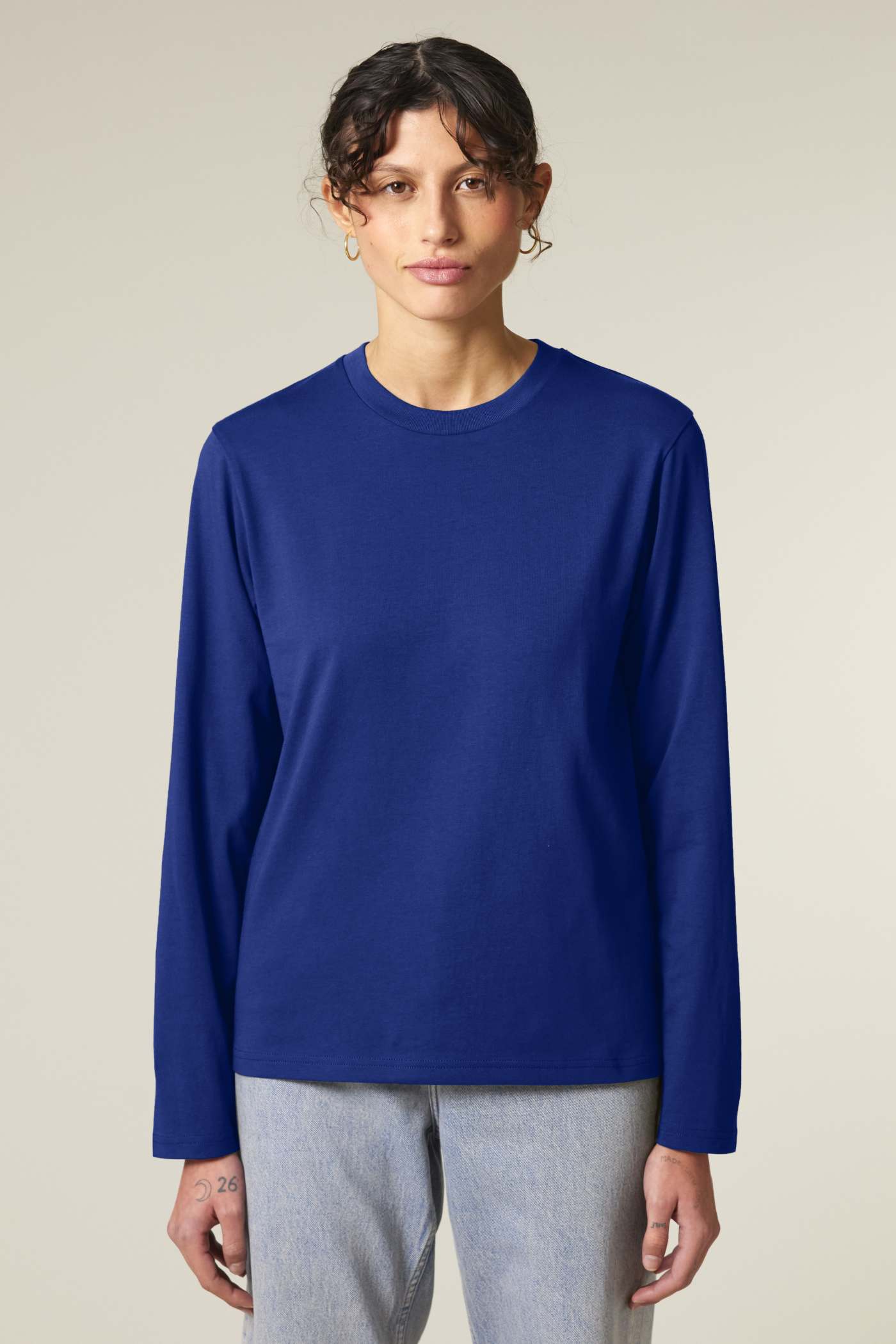 Stanley Stella Creator 2.0 Long Sleeve am Modell, Damen